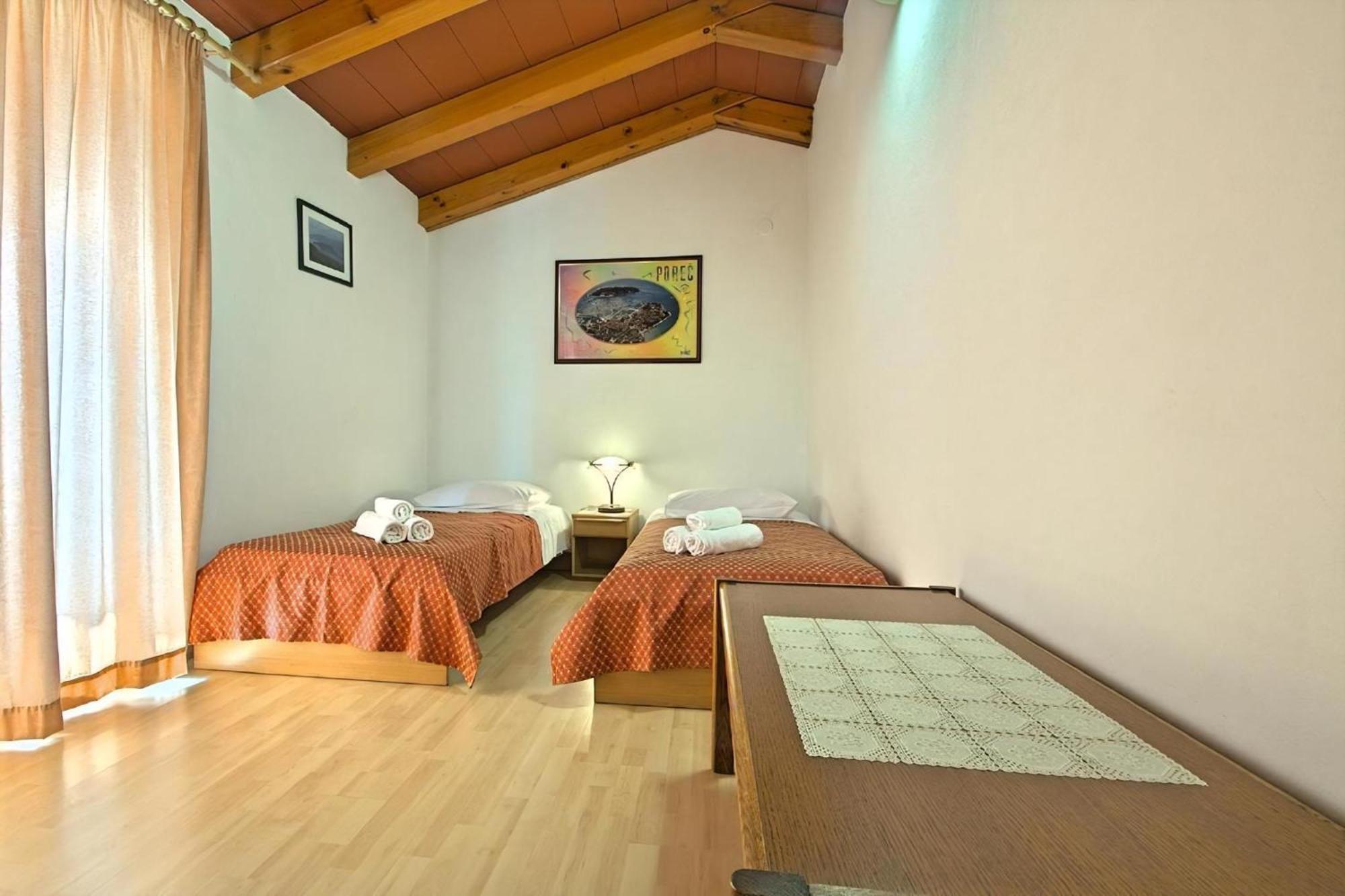 Ferienhaus Klimatisiertes Maria Mit Pool Bei