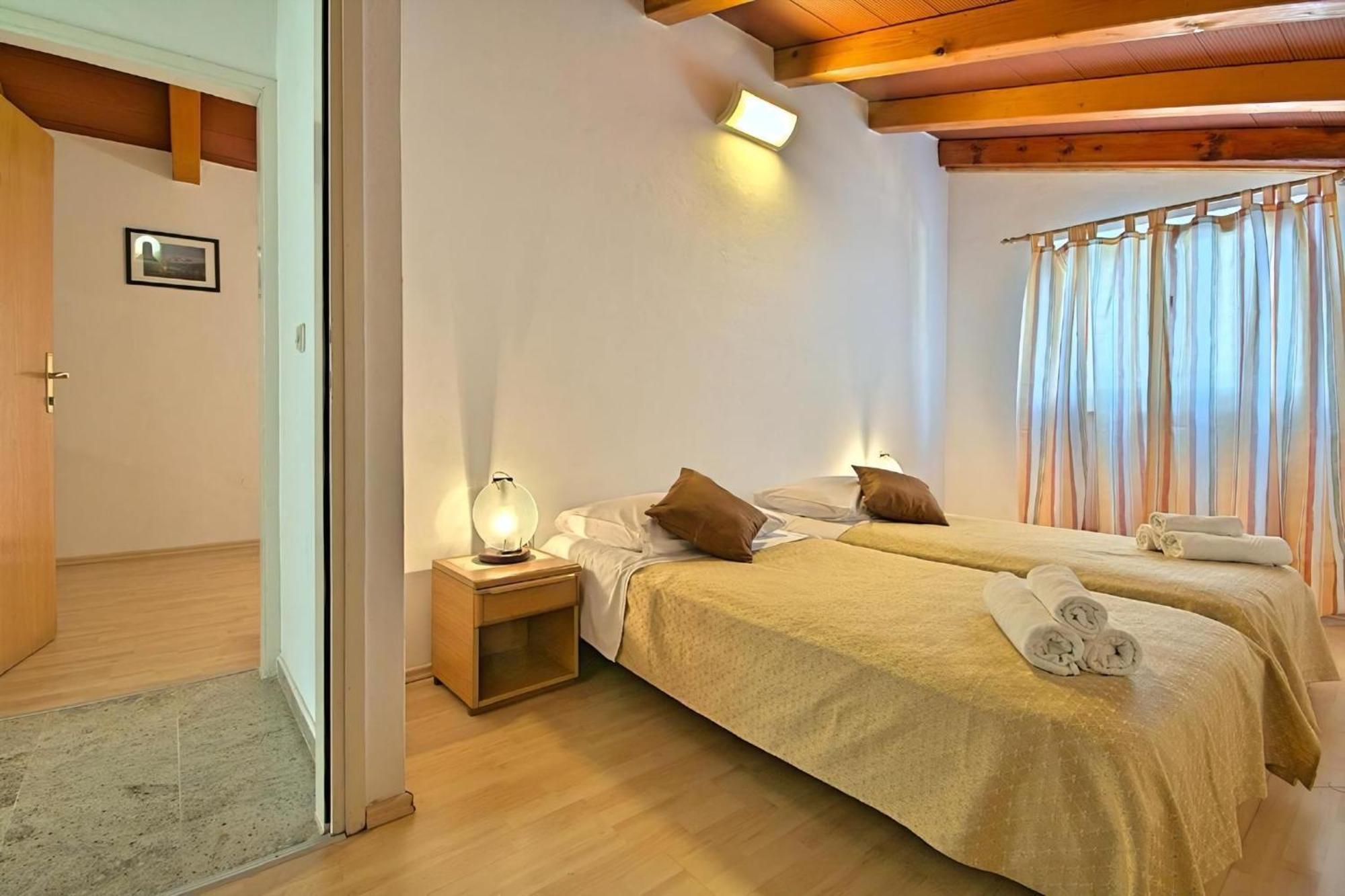 Klimatisiertes Maria Mit Pool Bei * Poreč